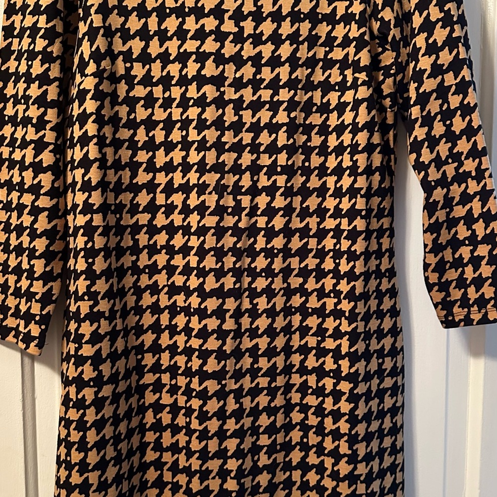 Ann Taylor Factory Black and Tan Sheath Midi Dress